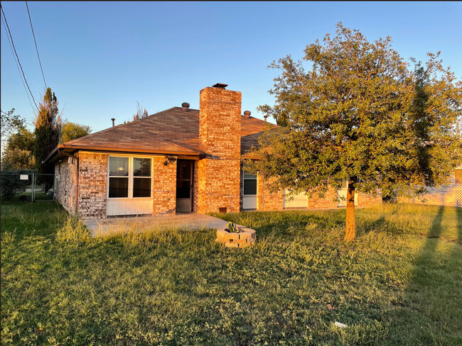 2304 Edgefield St in Killeen, TX - Building Photo - Building Photo