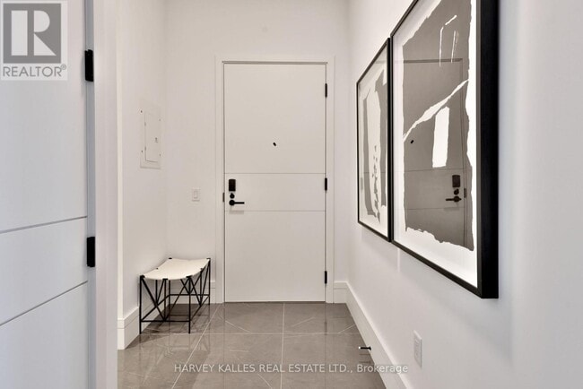 215 Lonsdale Rd in Toronto, ON - Building Photo - Building Photo