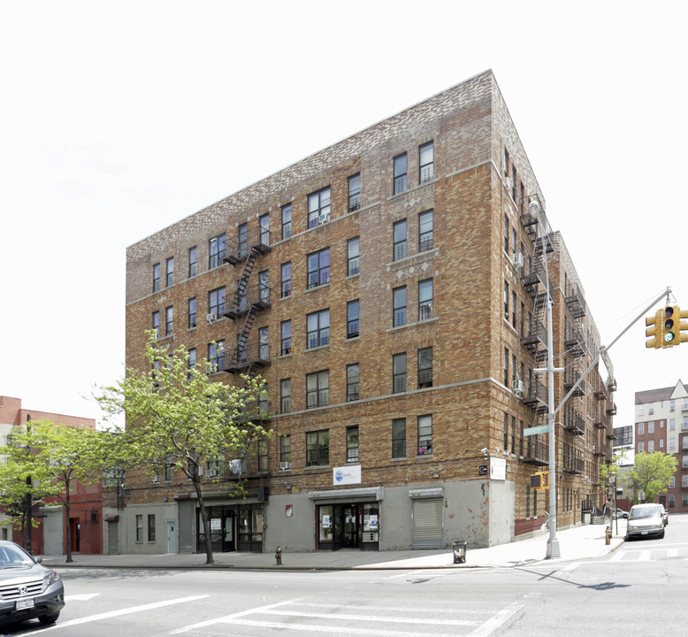 630 Southern Blvd in Bronx, NY - Building Photo