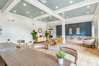 Reserve at Temple Terrace in Temple Terrace, FL - Building Photo - Building Photo