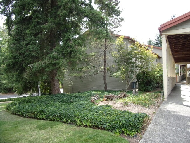 2500 NW Princess St in Corvallis, OR - Building Photo - Building Photo