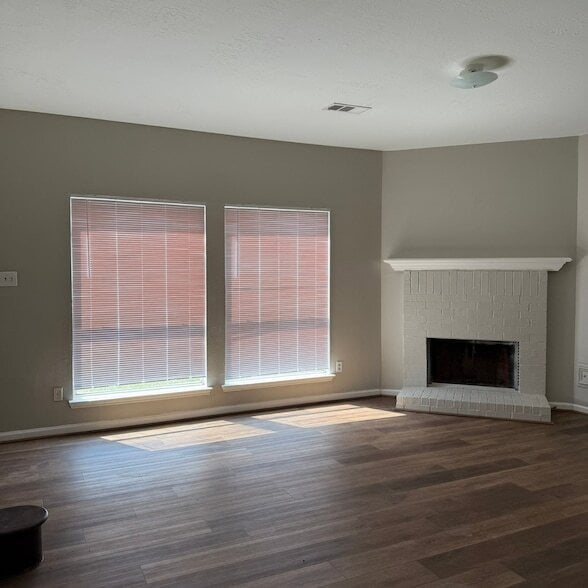 19959 Sycamore Valley Dr in Cypress, TX - Building Photo - Building Photo