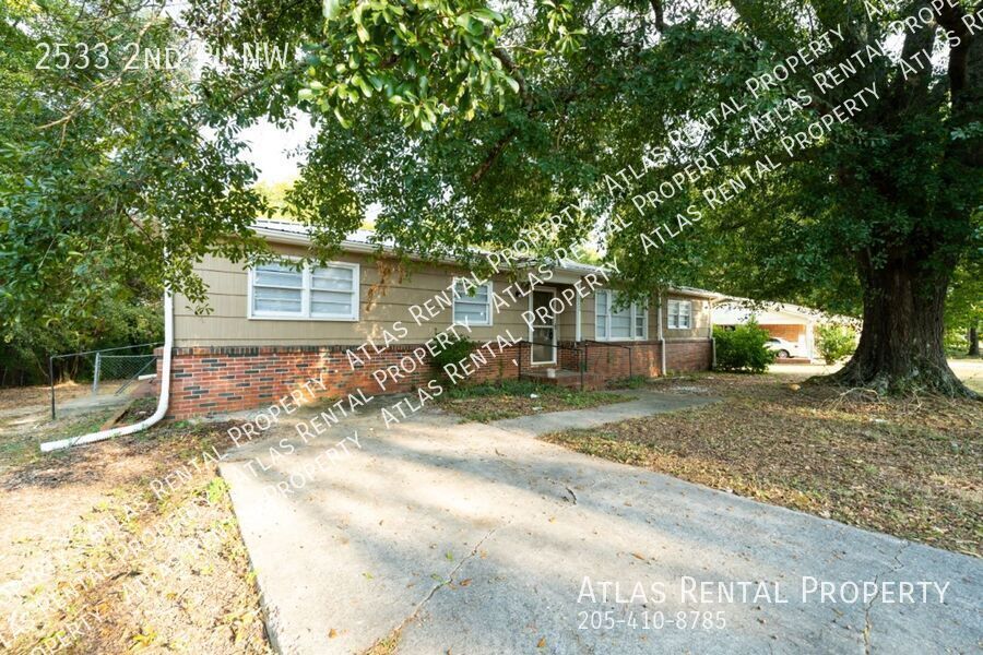 2533 2nd Pl NW in Center Point, AL - Building Photo