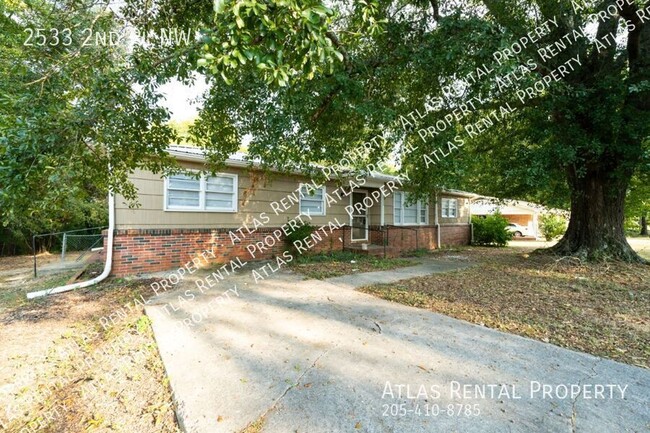 property at 2533 2nd Pl NW
