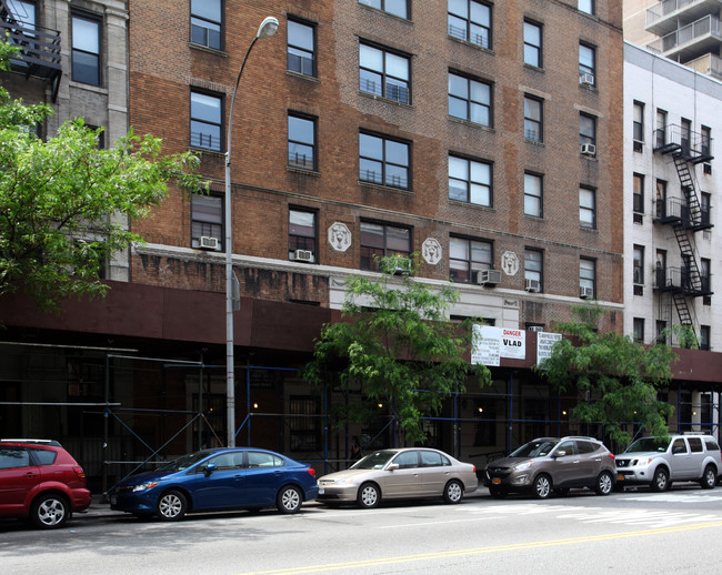 110 W 96th St in New York, NY - Foto de edificio - Building Photo