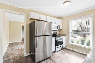 7311 Riding Trail Rd in Charlotte, NC - Foto de edificio - Building Photo