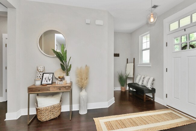2108 Woodward Ave in Charlotte, NC - Building Photo - Building Photo
