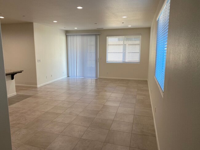 4189 San Jose Ave in Clovis, CA - Building Photo - Building Photo