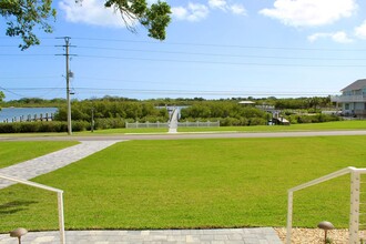 224 N Riverside Dr in Edgewater, FL - Building Photo - Building Photo