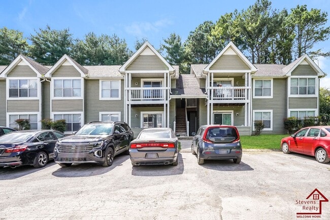 property at 430 Oriole Dr