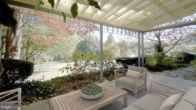 property at 10201 Grosvenor Pl