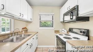 334 Shin Oak Dr in Live Oak, TX - Building Photo - Building Photo