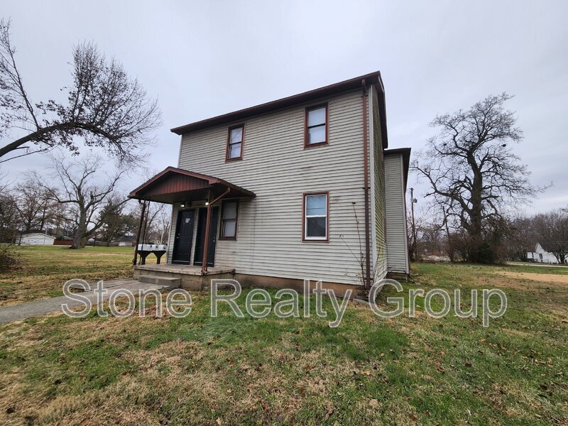 1034 N 7th St in Terre Haute, IN - Building Photo