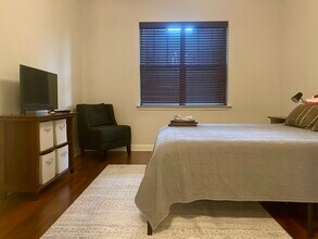 2310 Elliott Ave, Unit Furnished in Nashville, TN - Building Photo - Building Photo