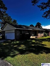 2721 S Whitestone Dr in Florence, SC - Building Photo - Building Photo