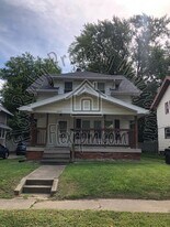 1808 Kensington Rd in Toledo, OH - Building Photo