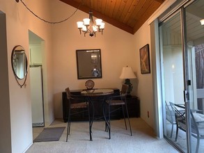 505 Cypress Point Dr in Mountain View, CA - Building Photo - Building Photo