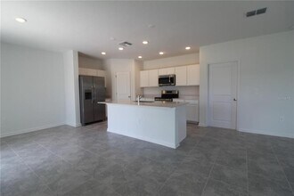 263 Hayley St in Winter Haven, FL - Building Photo - Building Photo