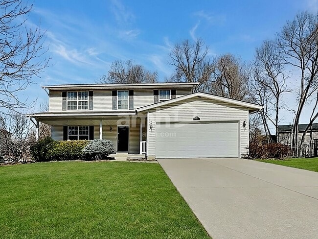 property at 2050 Apple Ridge Ct