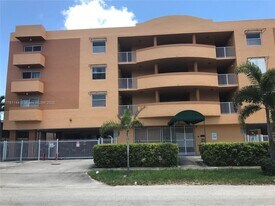 2441 SW 31st Ave in Miami, FL - Building Photo