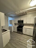 2838 W Addison St in Chicago, IL - Building Photo