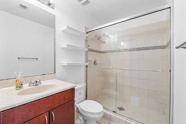 1631 NE 11th St in Fort Lauderdale, FL - Building Photo - Building Photo