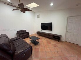 13680 Yarmouth Ct in Wellington, FL - Building Photo