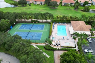 1677 Morning Sun Ln in Naples, FL - Building Photo - Building Photo