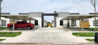 16 Angelina Dr in San Juan, TX - Building Photo