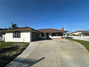 6171 Winslow Dr in Huntington Beach, CA - Building Photo - Building Photo