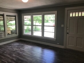 512 Jefferson Pl in Atlanta, TX - Building Photo - Building Photo