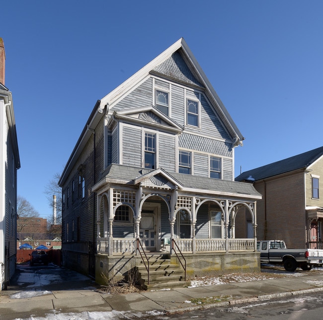 502 Purchase St in New Bedford, MA - Foto de edificio - Building Photo
