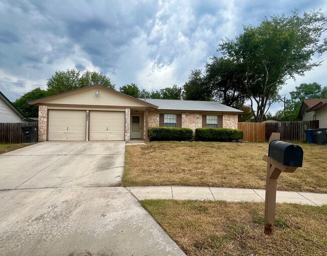 3847 Pipers Meadow St in San Antonio, TX - Building Photo - Building Photo