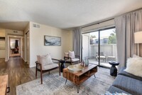 Silverstone Apartments in Davis, CA - Building Photo - Building Photo