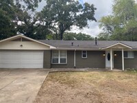 304 Furlong Dr photo'
