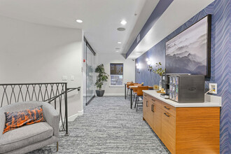 Regency RidgeGate in Lone Tree, CO - Foto de edificio - Building Photo