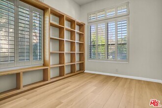 2605 Country Ln in Westlake Village, CA - Building Photo - Building Photo