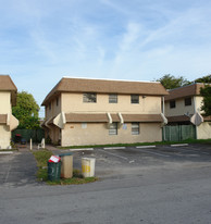 1721-1731 SW 40th Ter Apartments