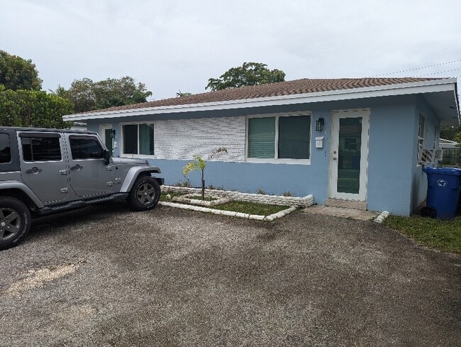 property at 1323 NW 3rd Ave