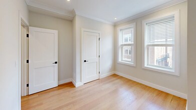 15 Allston St, Unit 6 in Boston, MA - Building Photo - Building Photo
