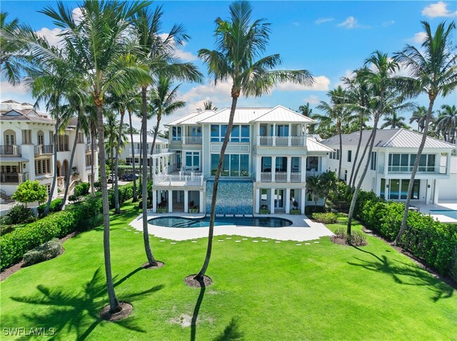 1270 Gulf Shore Blvd S in Naples, FL - Building Photo - Building Photo