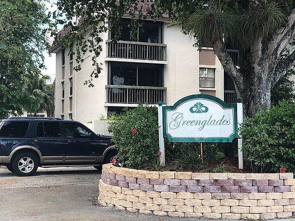 property at 8433 Forest Hills Dr