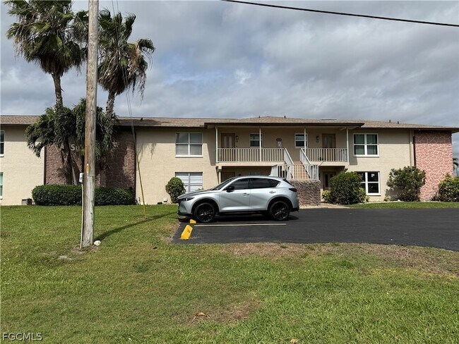 4516 SE 6th Pl, Unit 1C in Cape Coral, FL - Building Photo - Building Photo