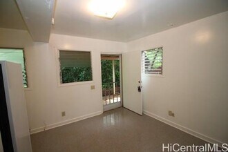 2530 Kalihi St in Honolulu, HI - Building Photo - Building Photo