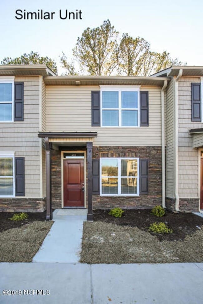 427 Sullivan Loop Rd in Midway Park, NC - Building Photo - Building Photo