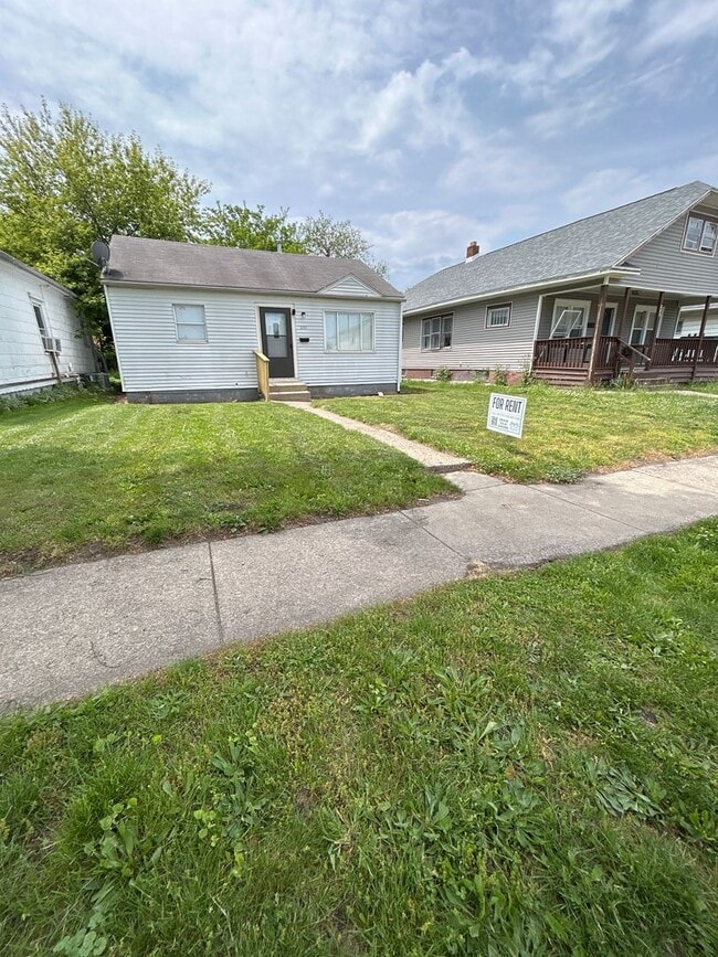 property at 237 S Kaley St
