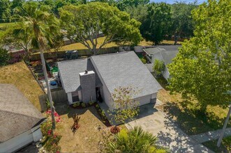 1427 La Paloma Cir in Winter Springs, FL - Building Photo - Building Photo
