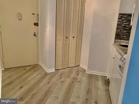 4242 East-West Hwy in Bethesda, MD - Building Photo