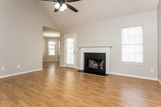 2238 Corkscrew Way in Villa Rica, GA - Building Photo - Building Photo