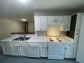 158 Village Pl in Smithville, TN - Building Photo - Building Photo